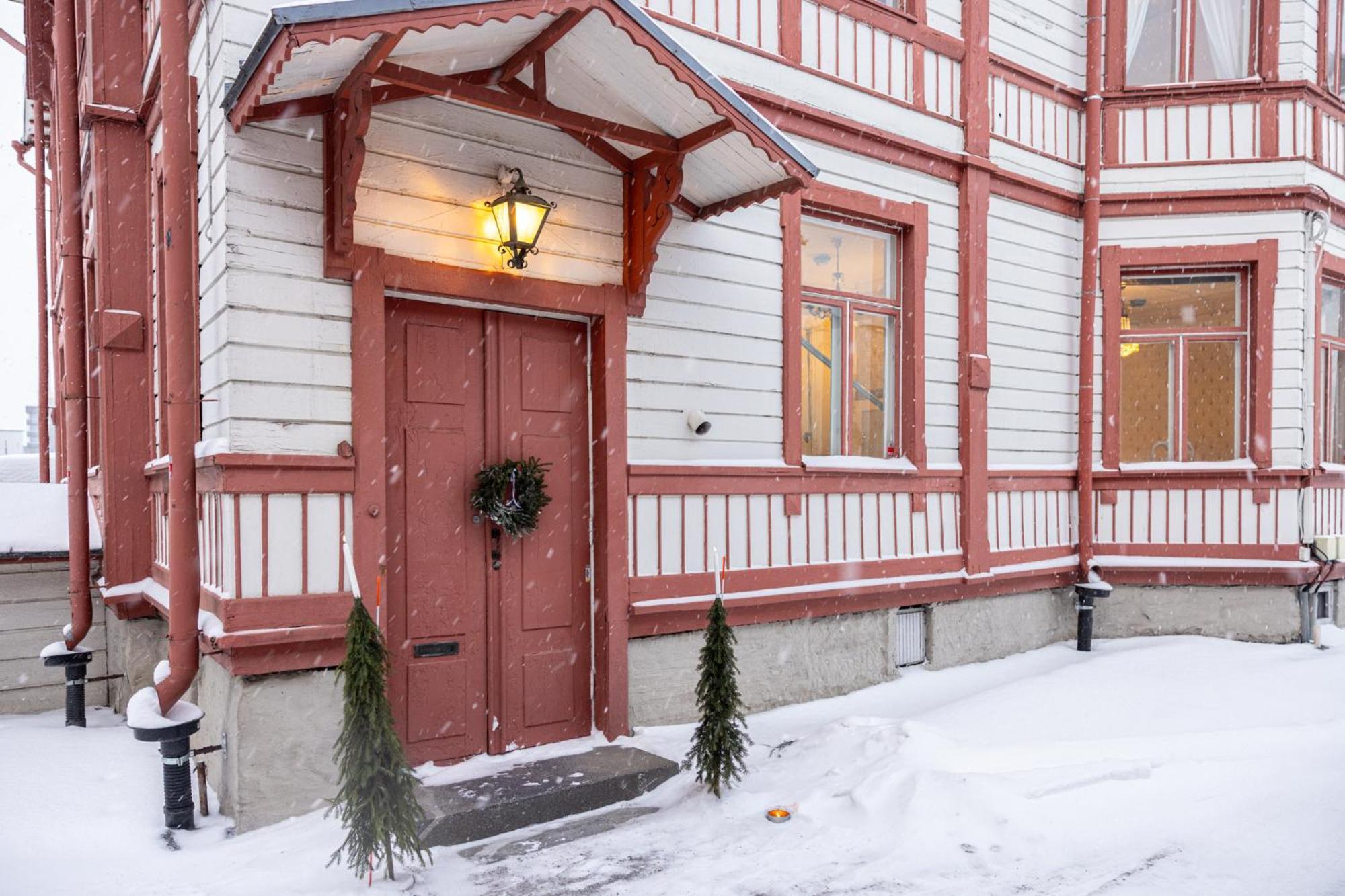 Hostel Cafe Huvila Oulu Exterior photo